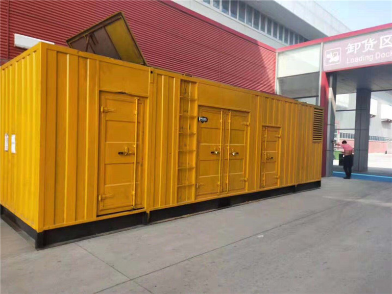 临河国内外发电机组租赁合同在明确设备维护责任方面有哪些不同做法？