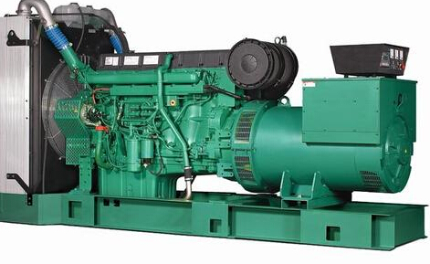 临河发电机除垢后需要用清水冲洗水冷式机油散热器几次？